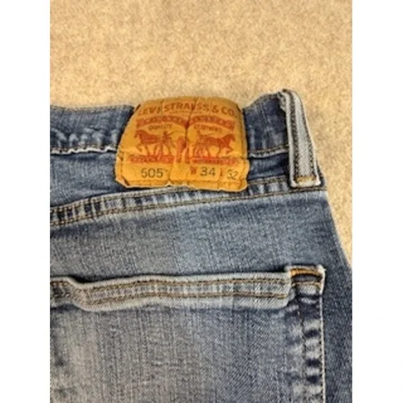 Levis 505 Regular Fit Straight Leg Mens Jeans Blue Denim W34 L32 - Picture 6 of 6